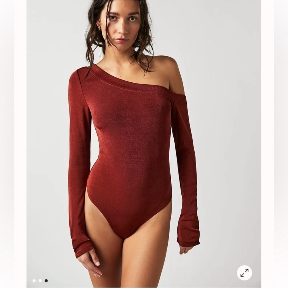 Free People Off shoulder That’s Hot Bodysuit. - Picture 6 of 13
